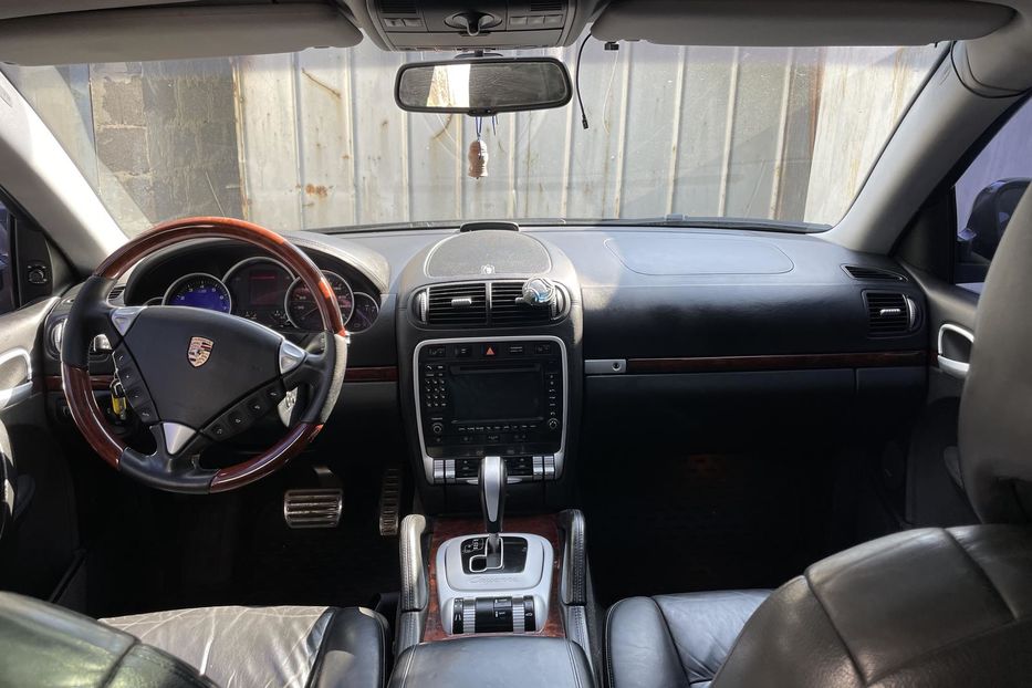 Продам Porsche Cayenne 2004 года в Киеве