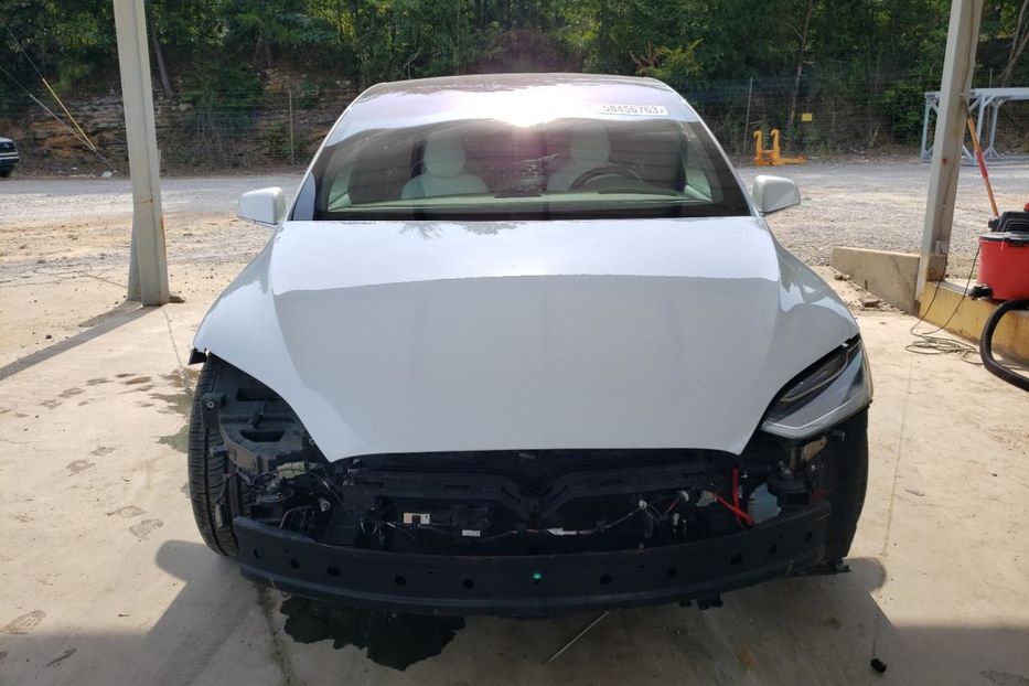 Продам Tesla Model X 2015 года в Луцке