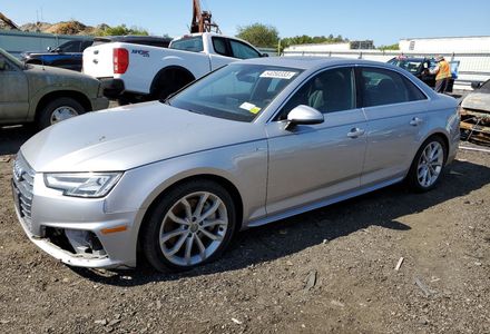 Продам Audi A4 Premium Plus  2019 года в Луцке