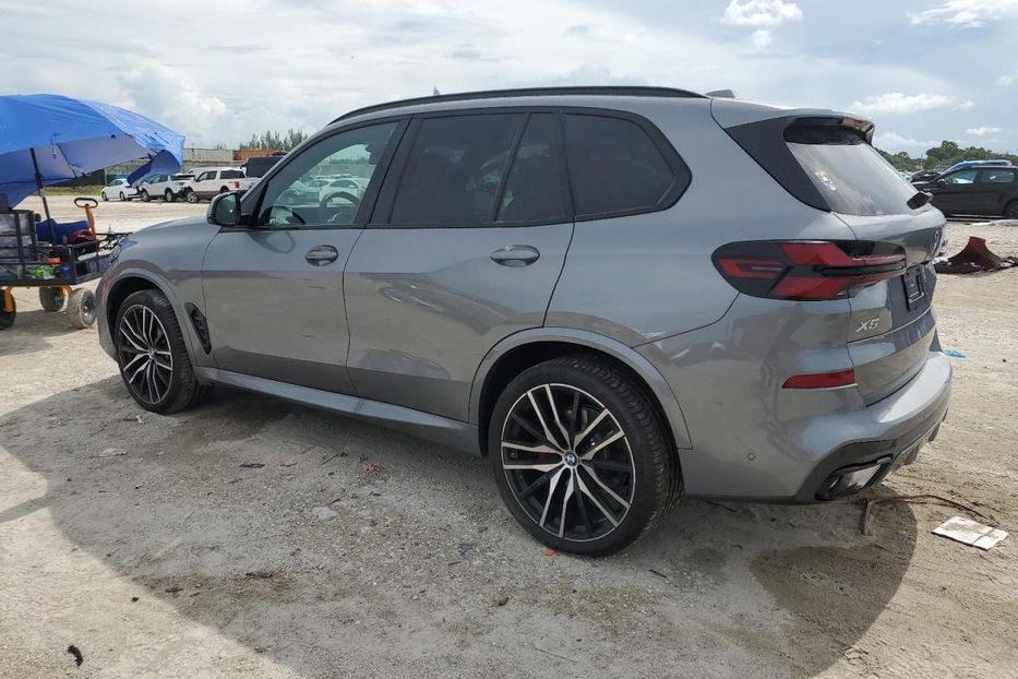 Продам BMW X5 2023 года в Киеве