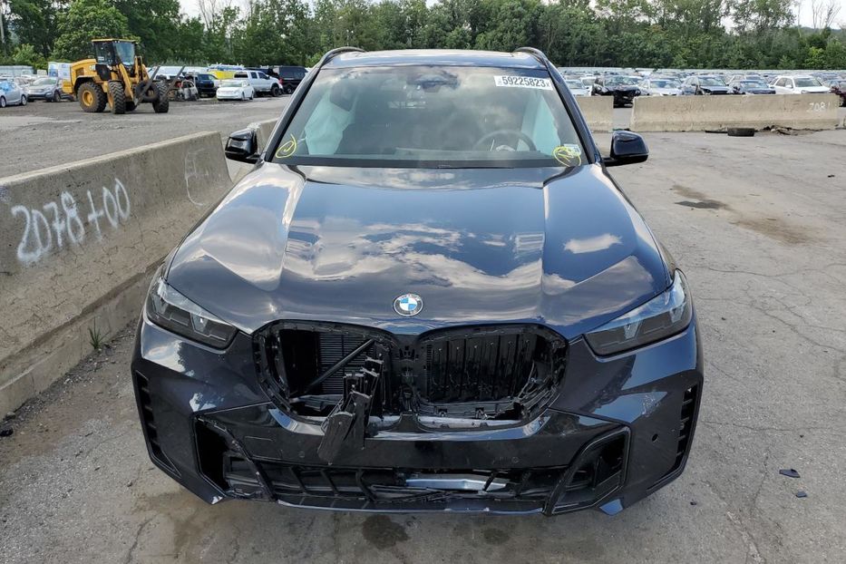 Продам BMW X5 2023 года в Киеве