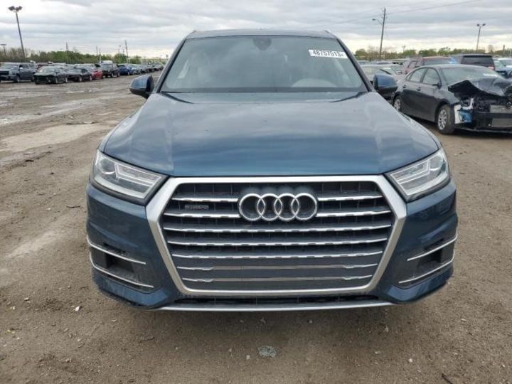 Продам Audi Q7 Premium 2018 года в Киеве