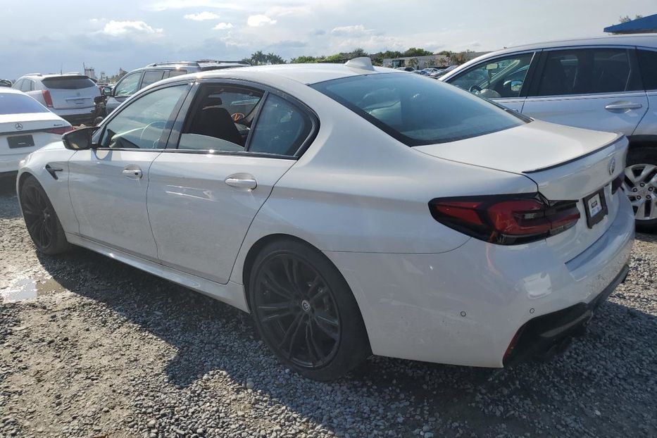 Продам BMW M5 2022 года в Киеве