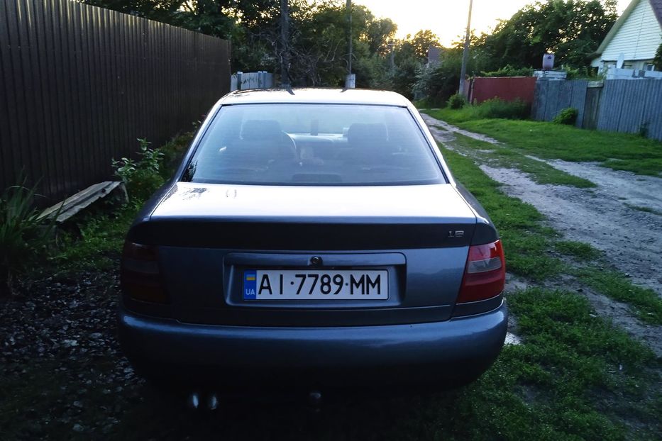 Продам Audi A4 Седан 1997 года в г. Бобровица, Черниговская область