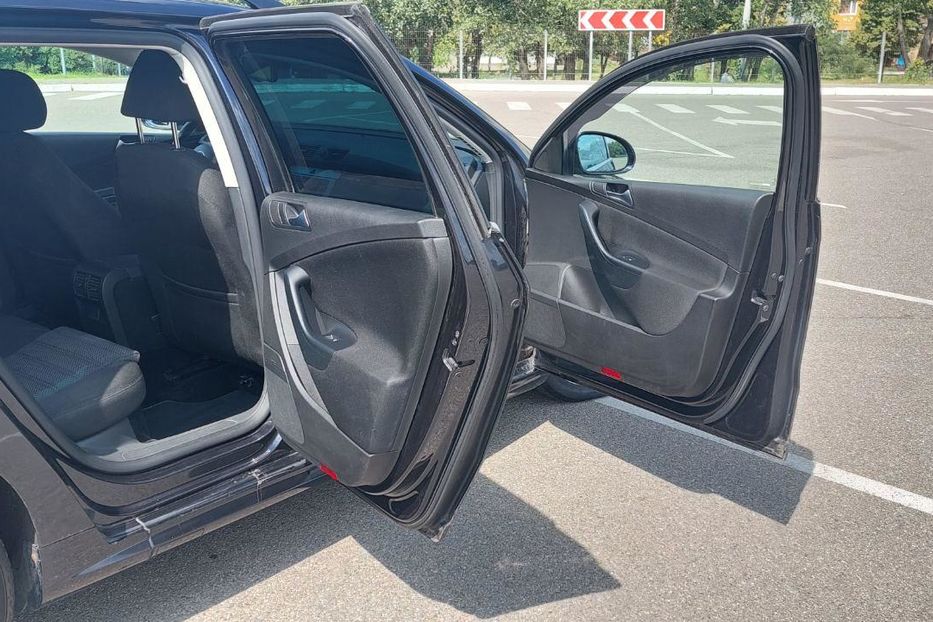 Продам Volkswagen Passat B6 2009 года в Киеве