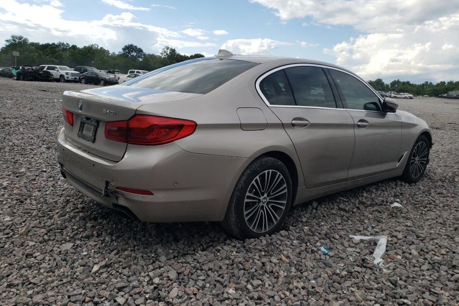 Продам BMW 540 I 2019 года в Киеве