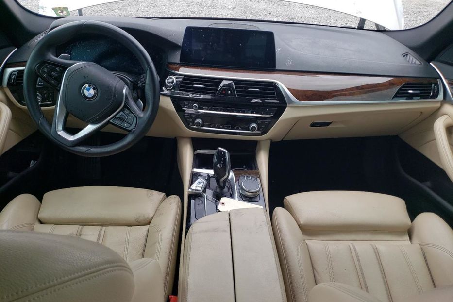 Продам BMW 540 I 2019 года в Киеве