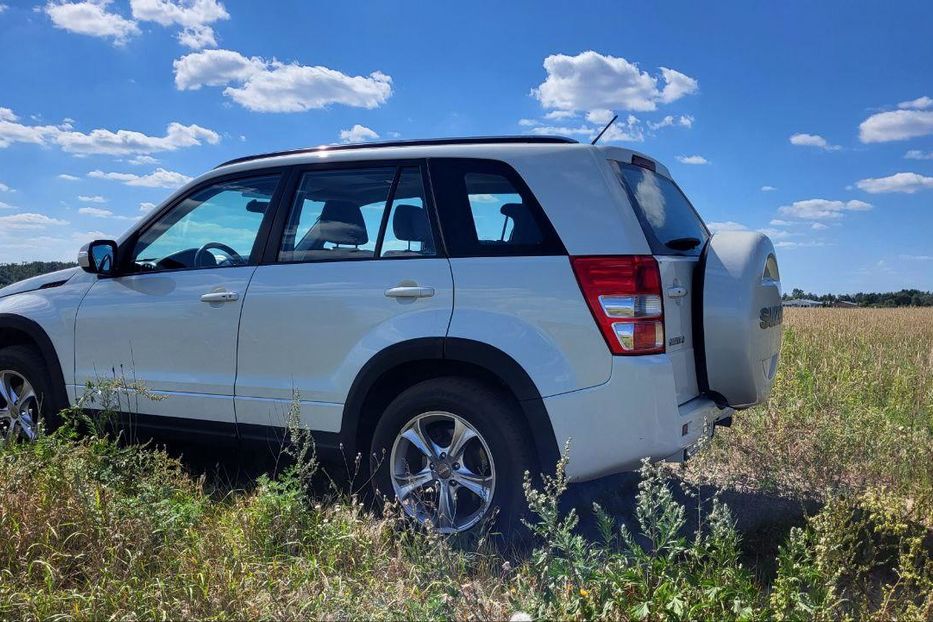 Продам Suzuki Grand Vitara 2.4 AT JLX-EL New Vision 2012 года в Киеве