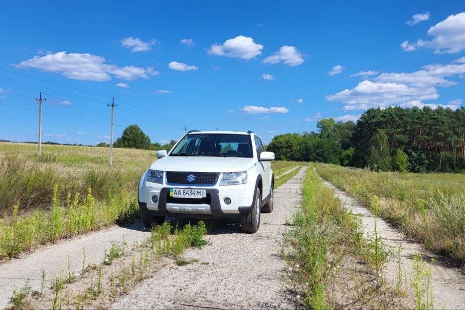 Продам Suzuki Grand Vitara 2.4 AT JLX-EL New Vision 2012 года в Киеве