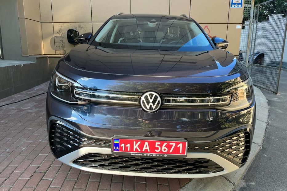 Продам Volkswagen ID.6 Pro 2022 года в Киеве