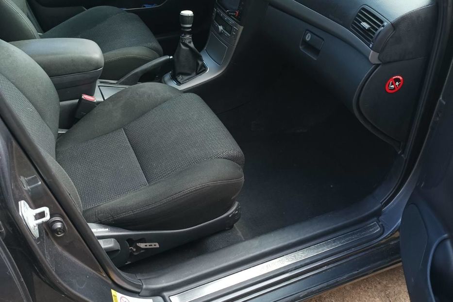 Продам Toyota Avensis Униврсал D4D 2.0 2007 года в Одессе