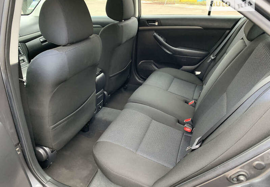 Продам Toyota Avensis Униврсал D4D 2.0 2007 года в Одессе