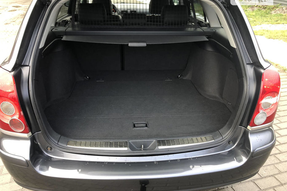 Продам Toyota Avensis Униврсал D4D 2.0 2007 года в Одессе