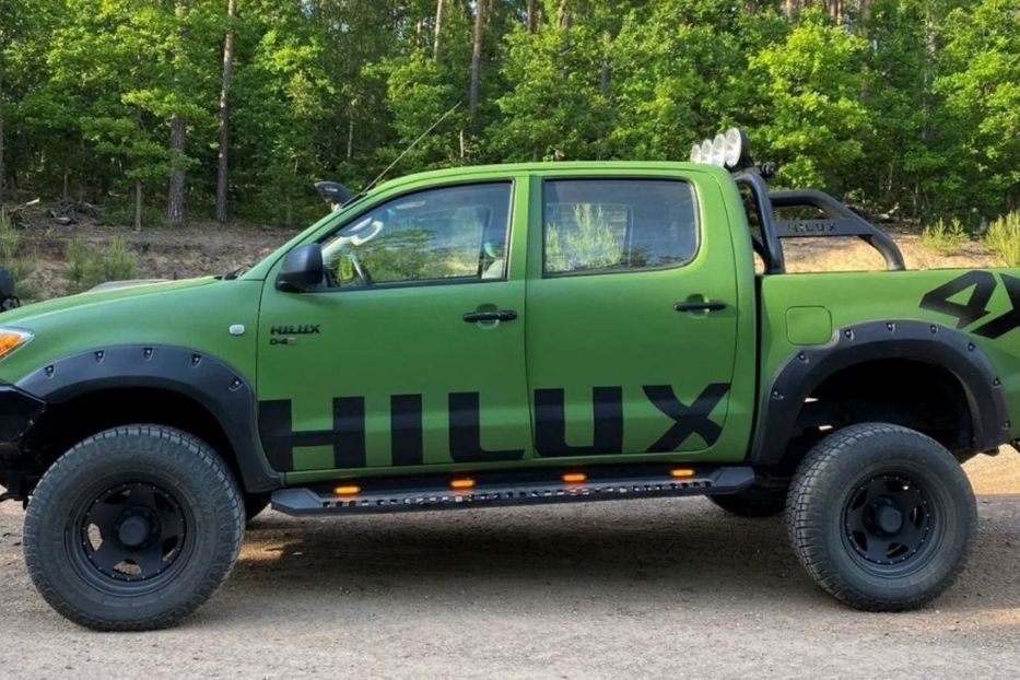 Продам Toyota Hilux 2008 года в Харькове