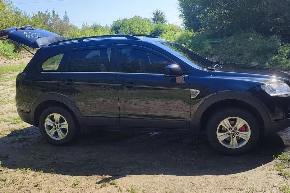 Продам Chevrolet Captiva 2010 года в Харькове