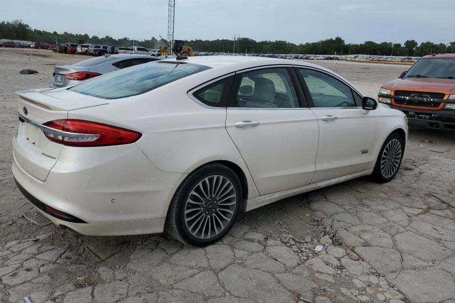 Продам Ford Fusion Titanium 2017 года в Луцке