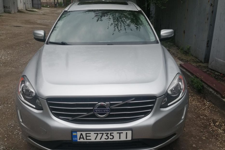 Продам Volvo XC60 2015 года в Днепре