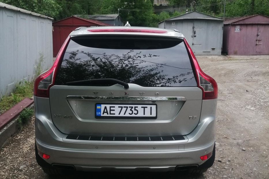 Продам Volvo XC60 2015 года в Днепре