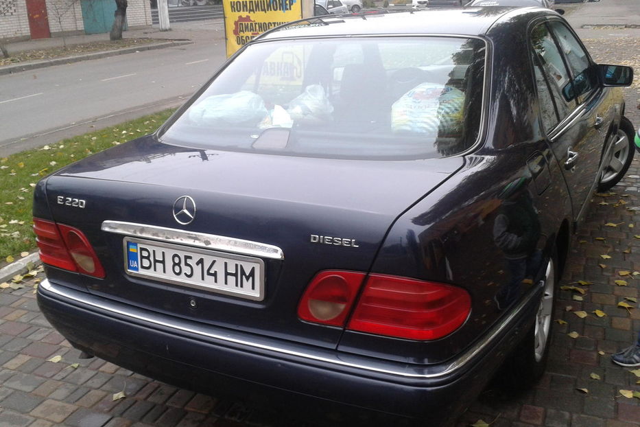 Продам Mercedes-Benz E-Class 1998 года в Одессе