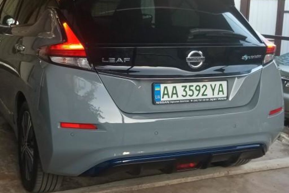 Продам Nissan Leaf 2021 года в Киеве