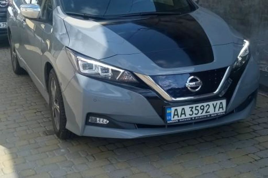 Продам Nissan Leaf 2021 года в Киеве