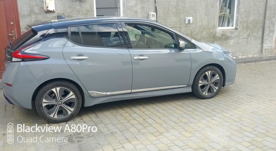 Продам Nissan Leaf 2021 года в Киеве