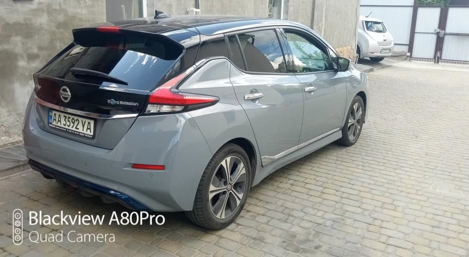 Продам Nissan Leaf 2021 года в Киеве