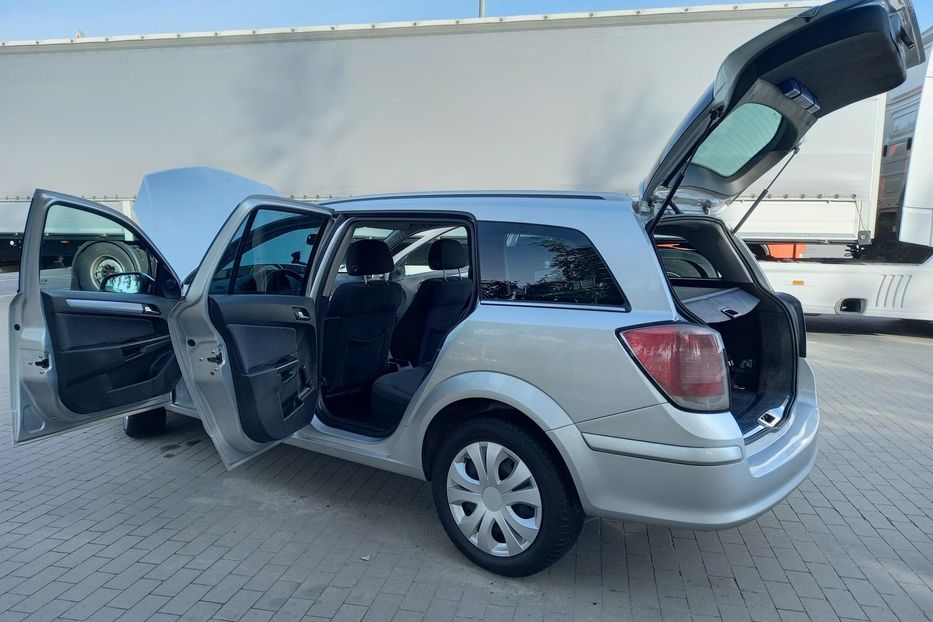 Продам Opel Astra H Wagon 1.6 Twinport CRUISE 2006 года в Сумах