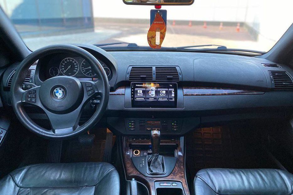 Продам BMW X5 2004 года в Одессе