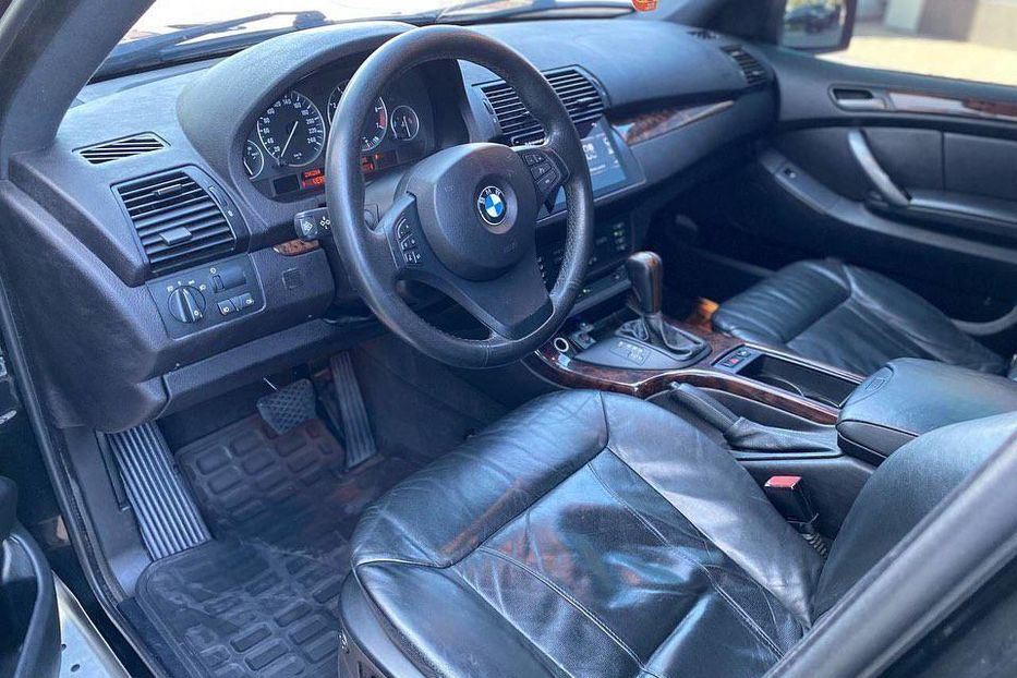 Продам BMW X5 2004 года в Одессе