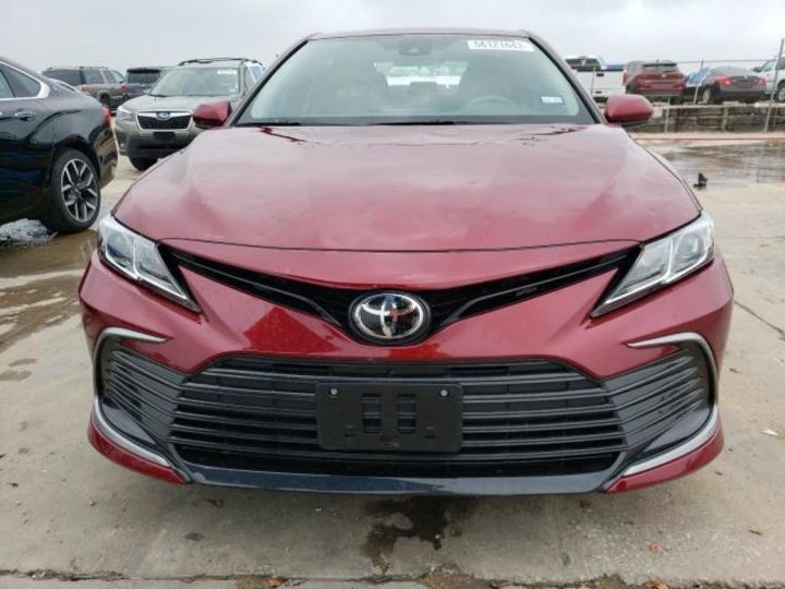 Продам Toyota Camry LE 2021 года в Черновцах