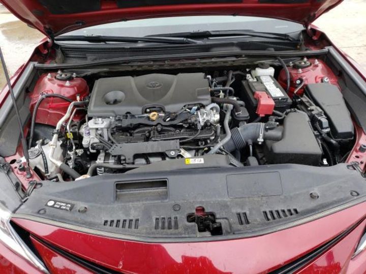 Продам Toyota Camry LE 2021 года в Черновцах