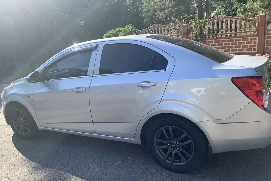 Продам Chevrolet Aveo Т300 2012 года в Киеве