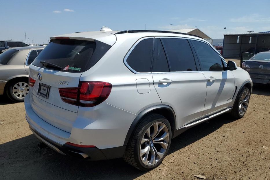 Продам BMW X5 2015 года в Луцке