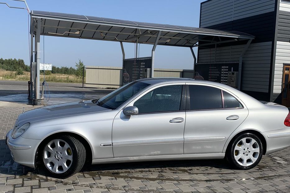 Продам Mercedes-Benz E-Class 2003 года в г. Дубровица, Ровенская область