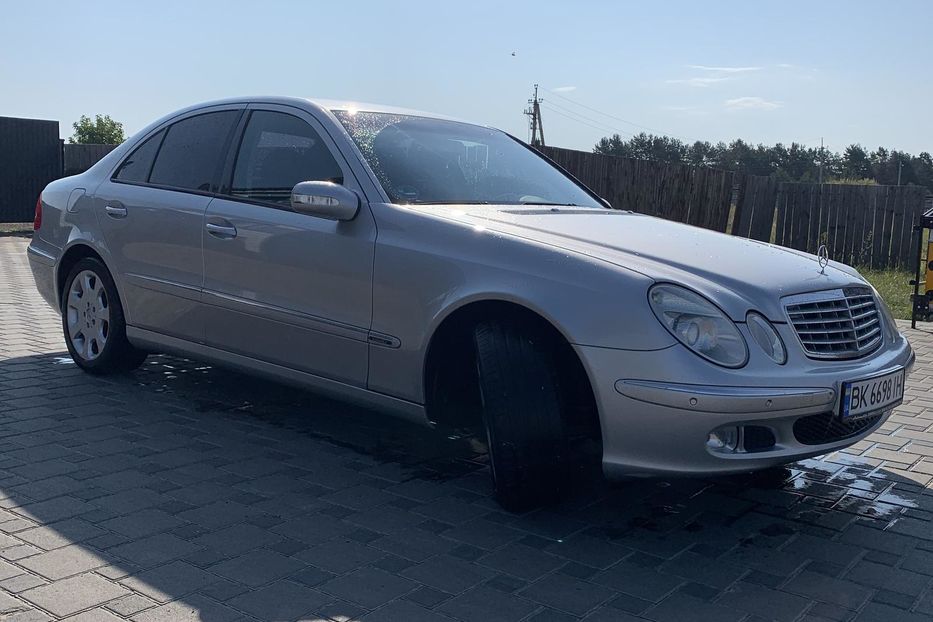 Продам Mercedes-Benz E-Class 2003 года в г. Дубровица, Ровенская область