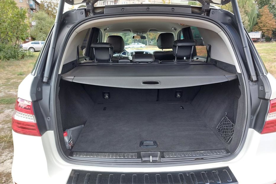 Продам Mercedes-Benz ML 350 Дизель  2013 года в Киеве