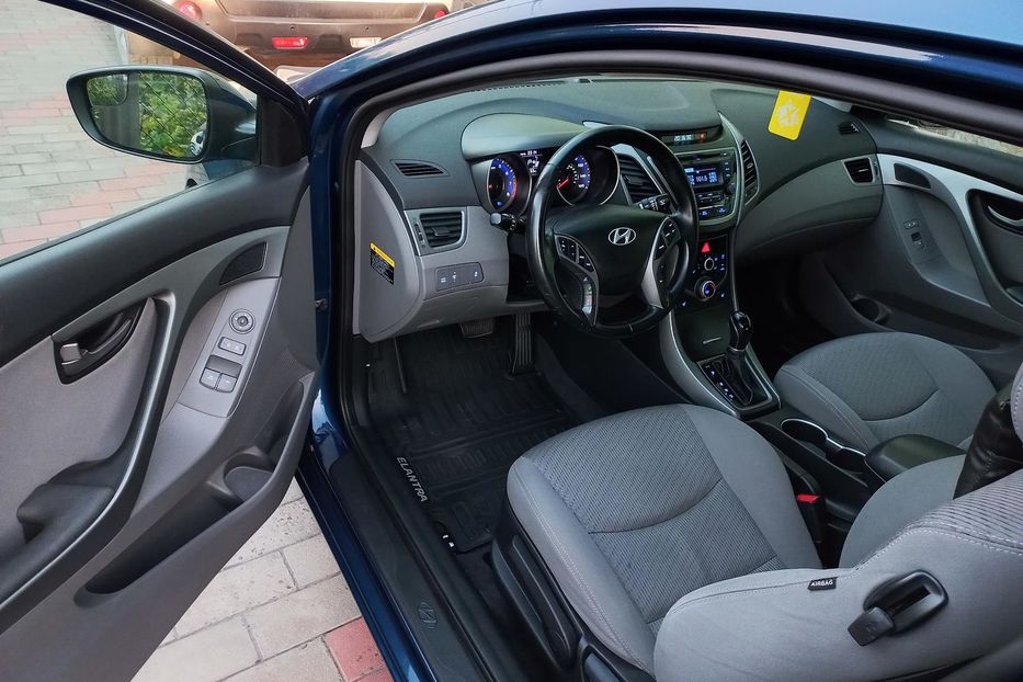 Продам Hyundai Elantra Sport Coupe 2014 года в Киеве