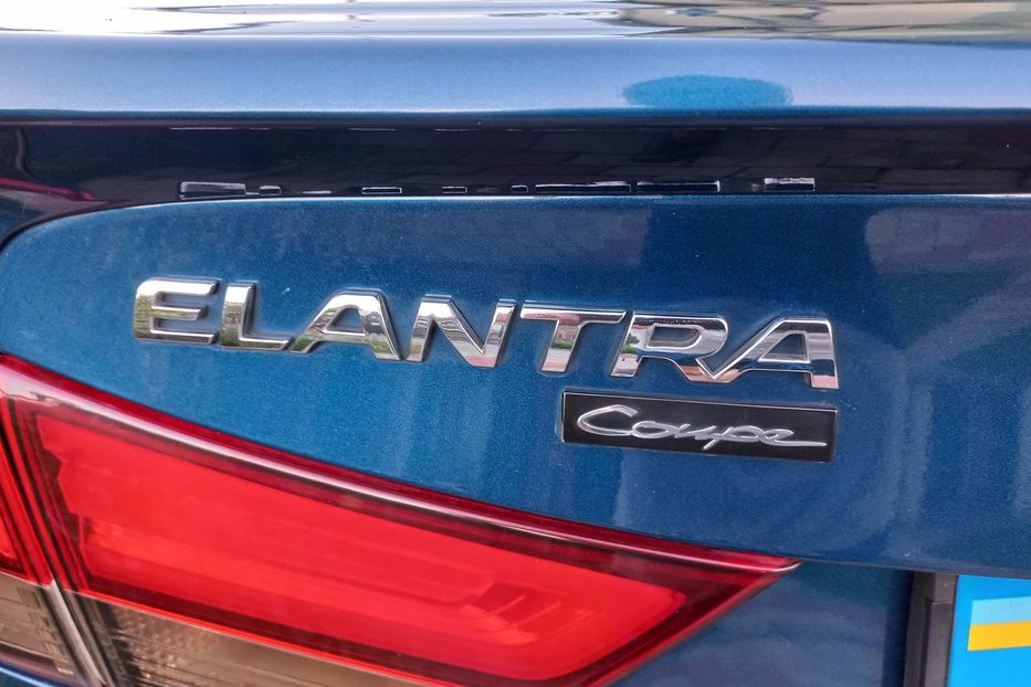 Продам Hyundai Elantra Sport Coupe 2014 года в Киеве