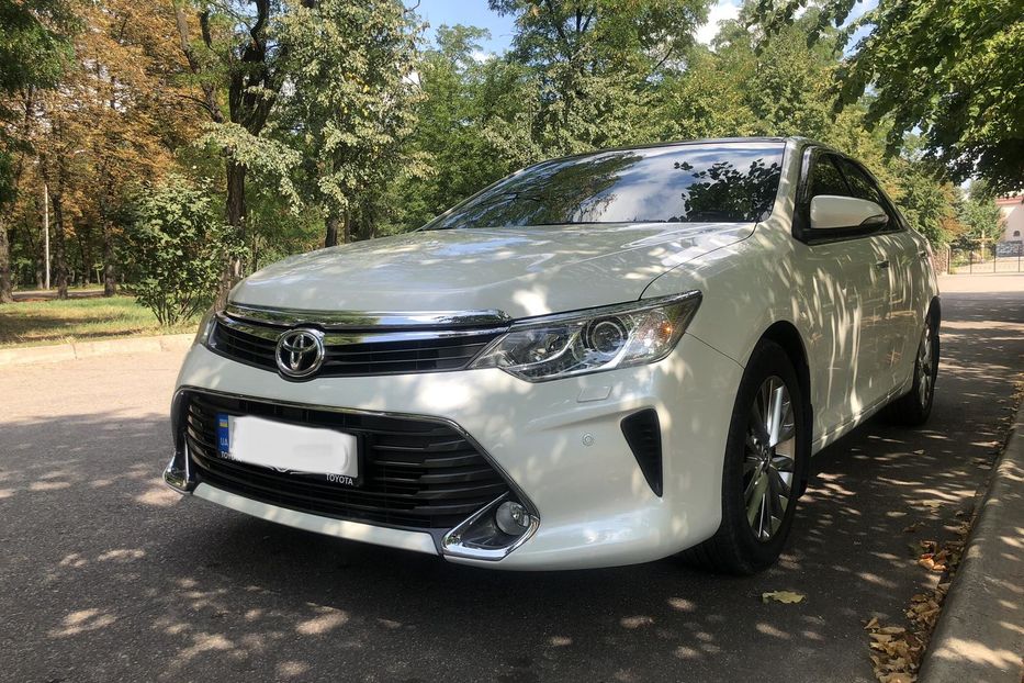 Продам Toyota Camry 2016 года в Запорожье