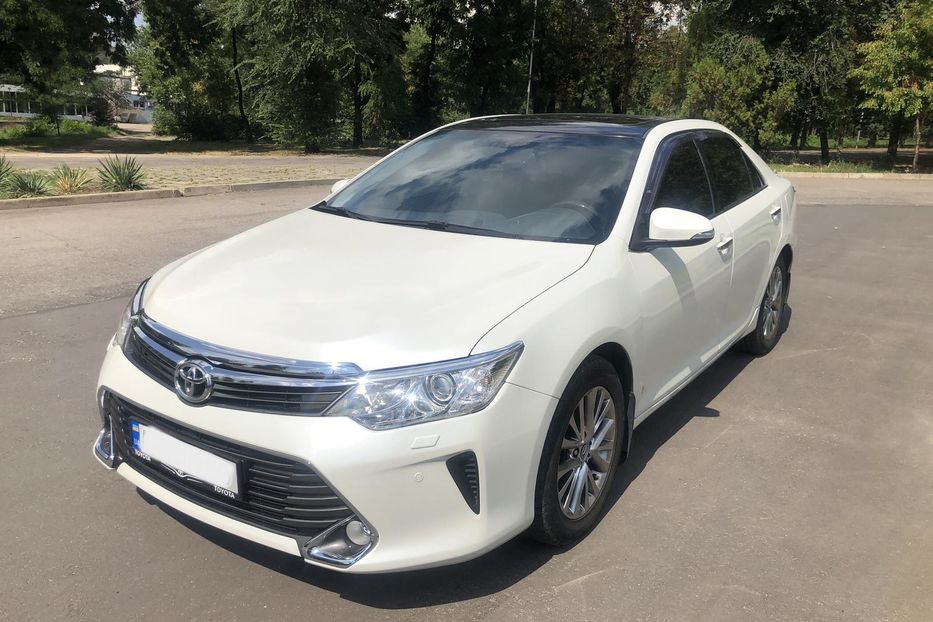 Продам Toyota Camry 2016 года в Запорожье