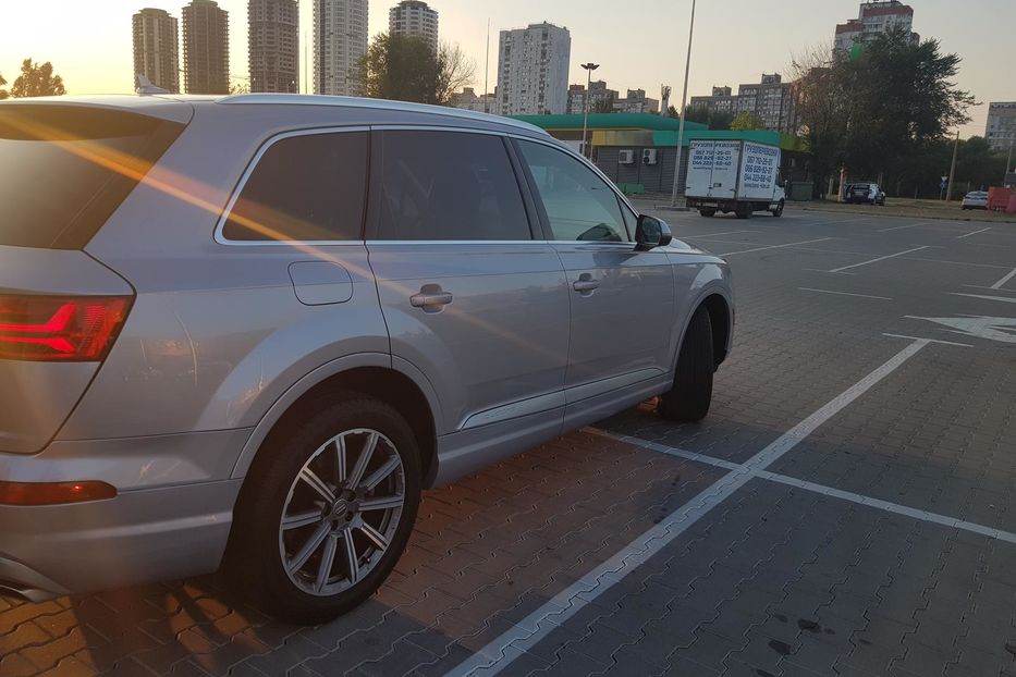 Продам Audi Q7 М4 2018 года в Киеве