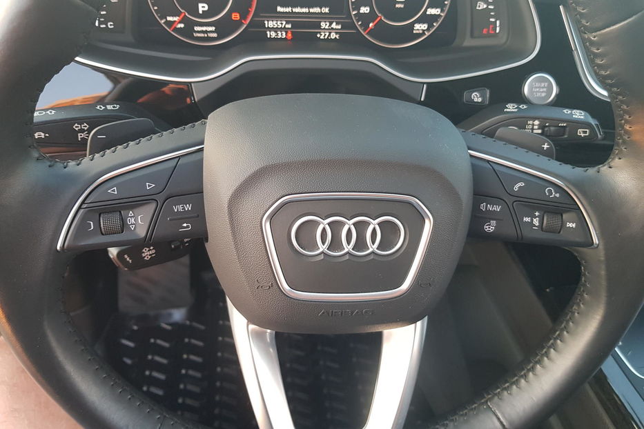 Продам Audi Q7 М4 2018 года в Киеве