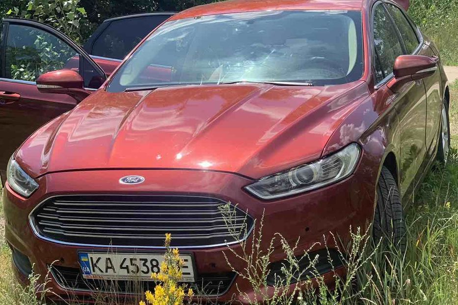 Продам Ford Fusion  SE 2013 года в Киеве