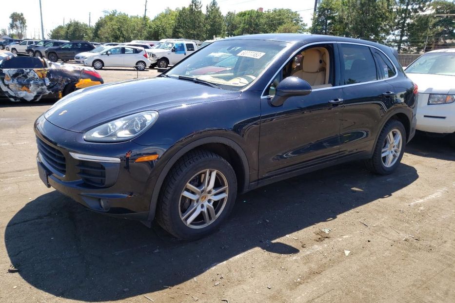 Продам Porsche Cayenne 2016 года в Луцке