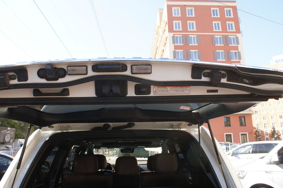 Продам Toyota Land Cruiser 200 Excalibur  2018 года в Одессе