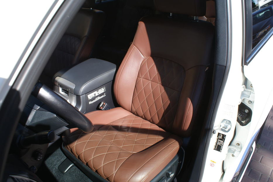Продам Toyota Land Cruiser 200 Excalibur  2018 года в Одессе