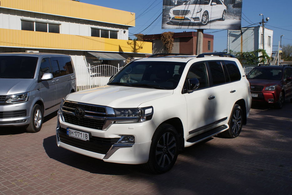 Продам Toyota Land Cruiser 200 Excalibur  2018 года в Одессе