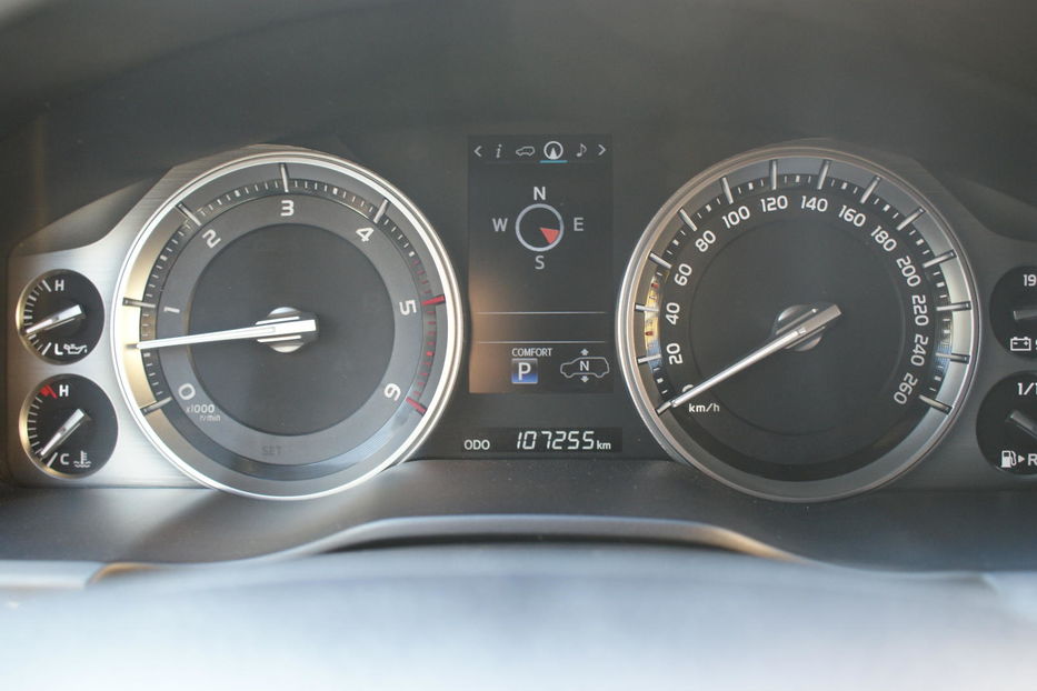 Продам Toyota Land Cruiser 200 Excalibur  2018 года в Одессе