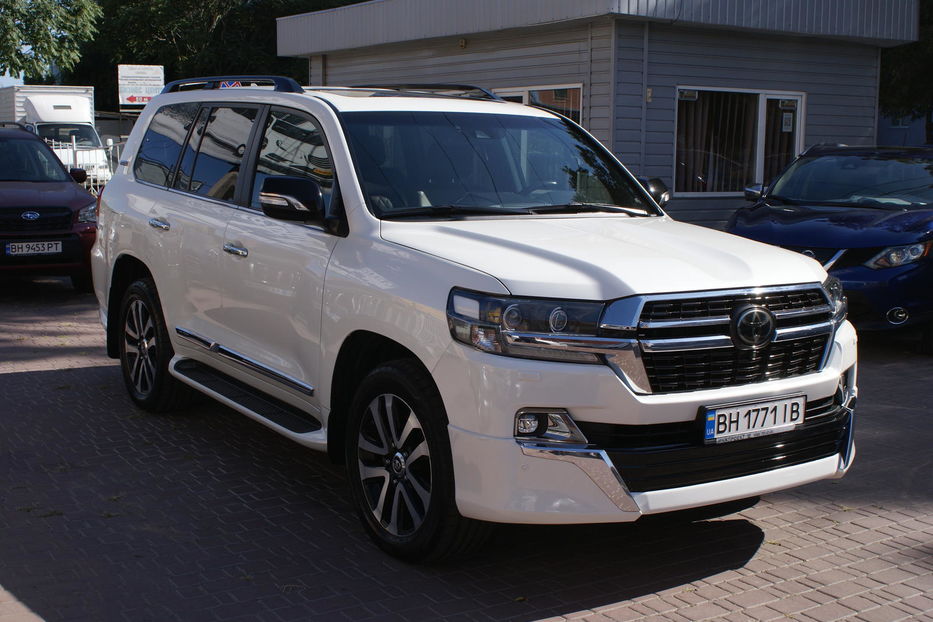 Продам Toyota Land Cruiser 200 Excalibur  2018 года в Одессе